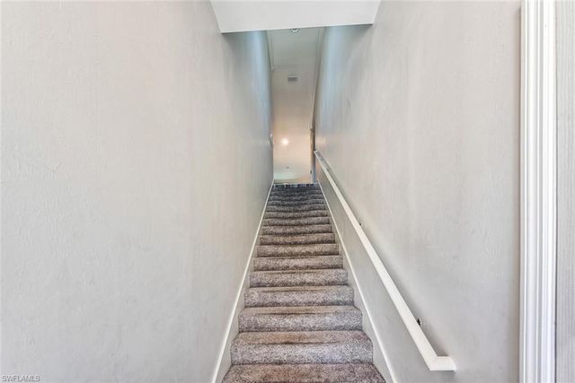6960 Avalon CIR 807, Naples, FL 34112