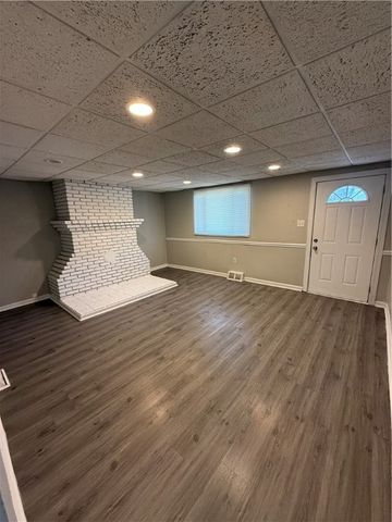 109 Overhill St, Mt Oliver, PA 15210