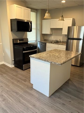 109 Overhill St, Mt Oliver, PA 15210