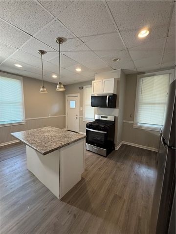 109 Overhill St, Mt Oliver, PA 15210