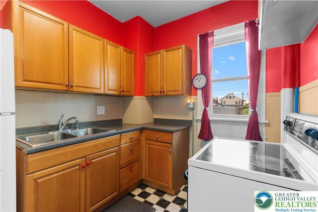 455 East 11th Street, Northampton Boro, PA 18067