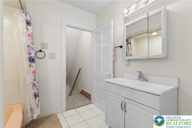 455 East 11th Street, Northampton Boro, PA 18067