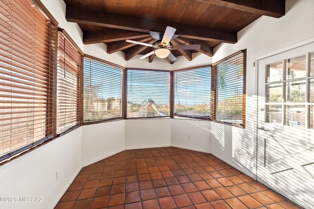 4740 E Camino La Brinca, Tucson, AZ 85718