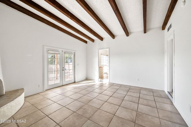 4740 E Camino La Brinca, Tucson, AZ 85718
