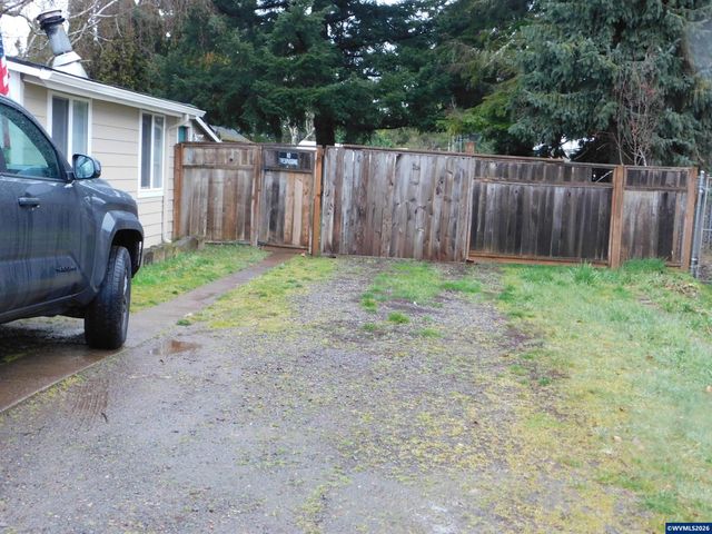 125 Mize Rd SE, Salem, OR 97303