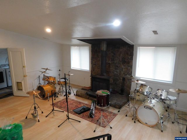 125 Mize Rd SE, Salem, OR 97303