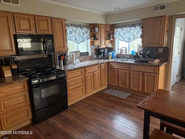 164 Ocean Avenue, Middletown, NJ 07748