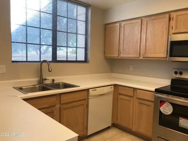 11515 N 91ST Street 121, Scottsdale, AZ 85260