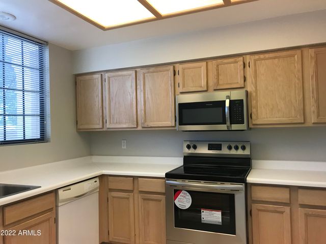 11515 N 91ST Street 121, Scottsdale, AZ 85260