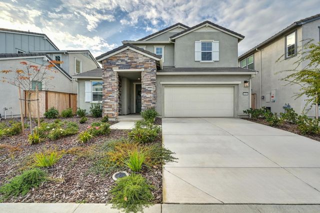 225 Vectra Ct, Roseville, CA 95747