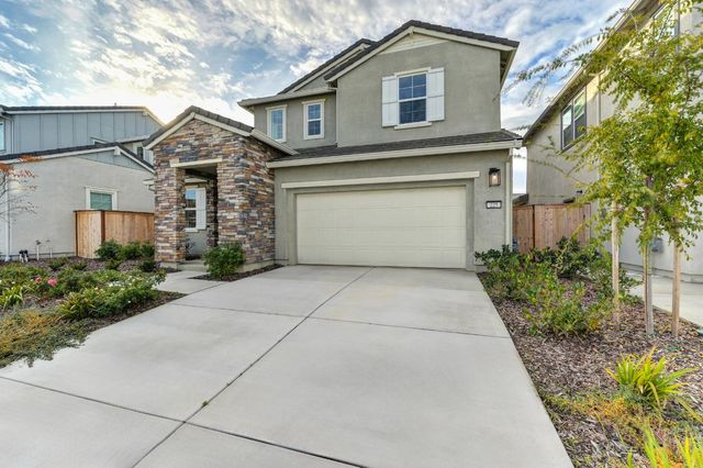 225 Vectra Ct, Roseville, CA 95747