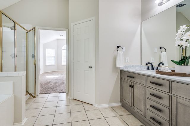 2105 Fountain Drive, Lewisville, TX 75067