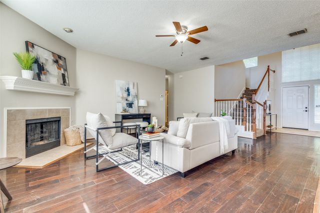 2105 Fountain Drive, Lewisville, TX 75067
