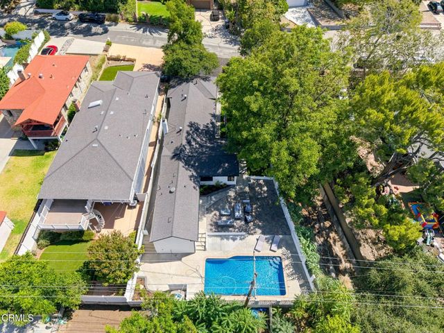 3942 Los Olivos Lane, Glendale, CA 91214