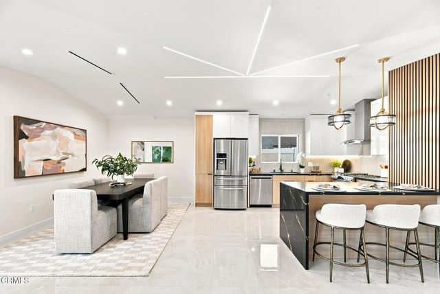 3942 Los Olivos Lane, Glendale, CA 91214