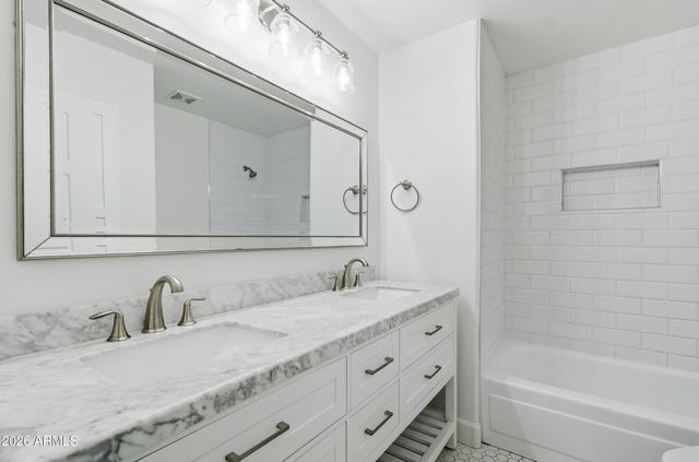 4840 E ACOMA Drive, Scottsdale, AZ 85254