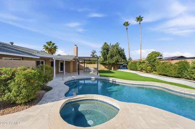 4840 E ACOMA Drive, Scottsdale, AZ 85254