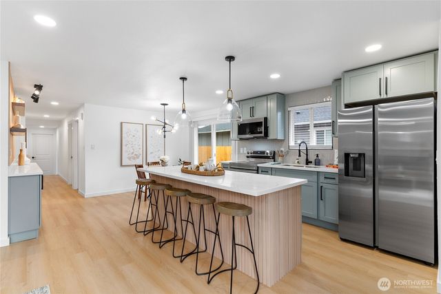 1109 E 70th Street, Tacoma, WA 98404