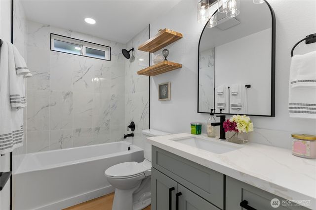 1109 E 70th Street, Tacoma, WA 98404