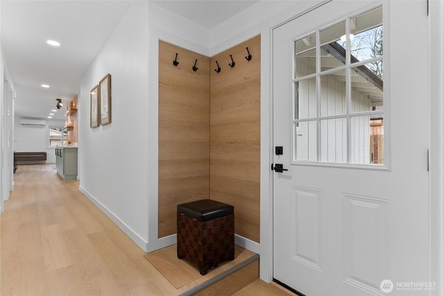 1109 E 70th Street, Tacoma, WA 98404