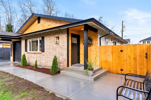 1109 E 70th Street, Tacoma, WA 98404