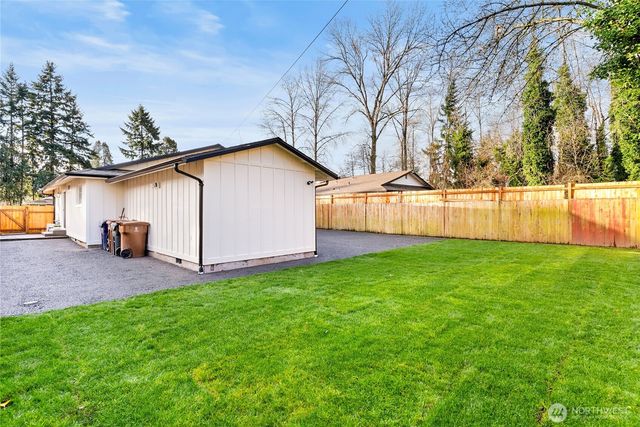 1109 E 70th Street, Tacoma, WA 98404