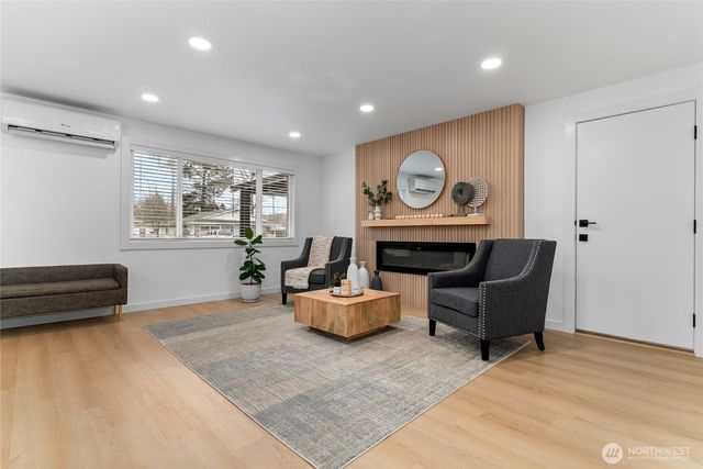 1109 E 70th Street, Tacoma, WA 98404