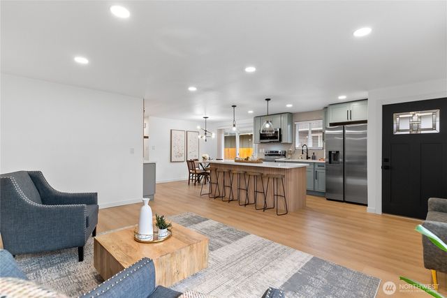 1109 E 70th Street, Tacoma, WA 98404