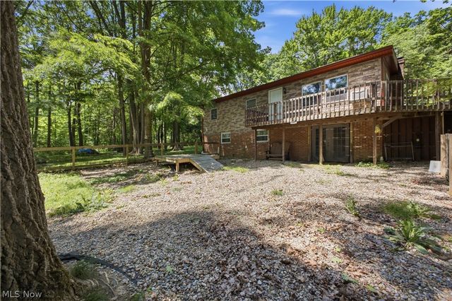 5018 Fairfield School Road, Columbiana, OH 44408