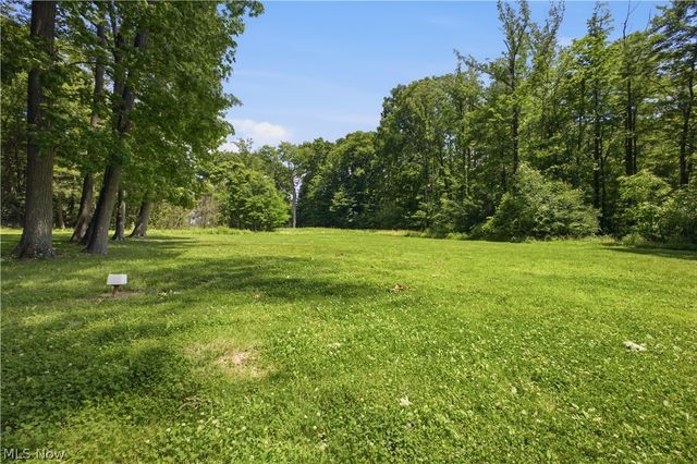 5018 Fairfield School Road, Columbiana, OH 44408