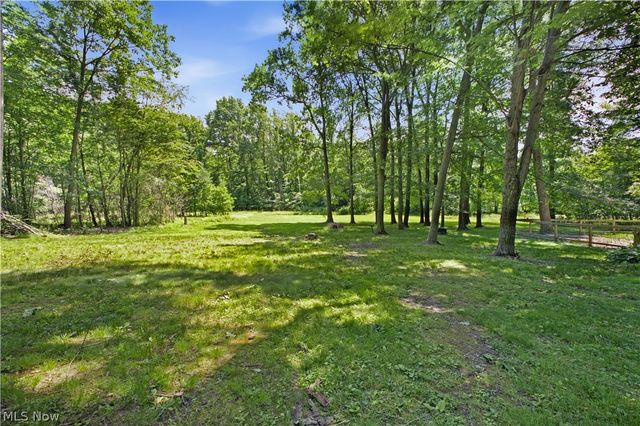 5018 Fairfield School Road, Columbiana, OH 44408