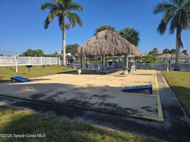 250 N Banana River Drive B8, Merritt Island, FL 32952