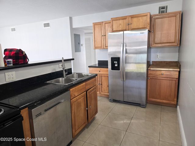 250 N Banana River Drive B8, Merritt Island, FL 32952