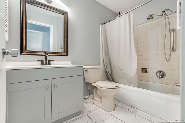 3551 Rock Creek Run, San Antonio, TX 78230