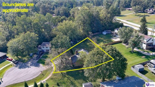 1362 Darlene Circle, Radcliff, KY 40160