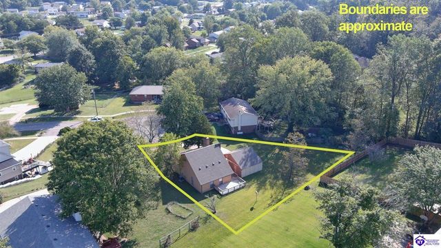 1362 Darlene Circle, Radcliff, KY 40160
