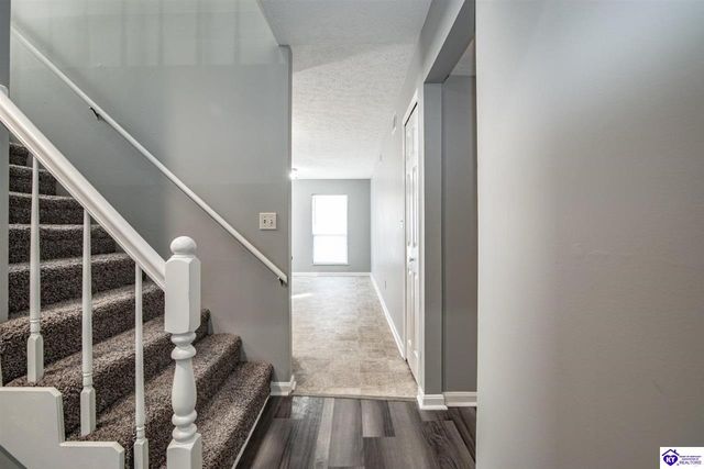 1362 Darlene Circle, Radcliff, KY 40160