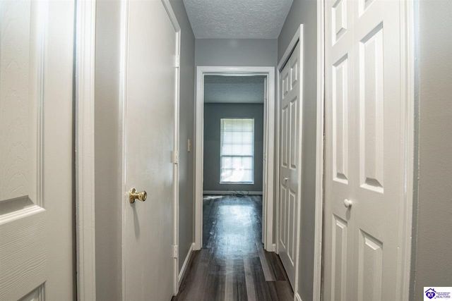 1362 Darlene Circle, Radcliff, KY 40160