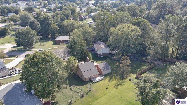 1362 Darlene Circle, Radcliff, KY 40160
