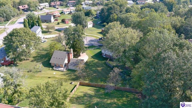 1362 Darlene Circle, Radcliff, KY 40160