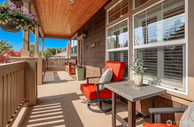 8018 31st Avenue NW, Seattle, WA 98117