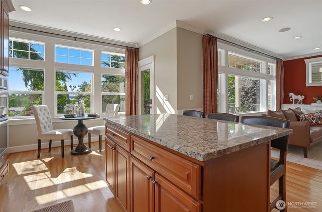 8018 31st Avenue NW, Seattle, WA 98117