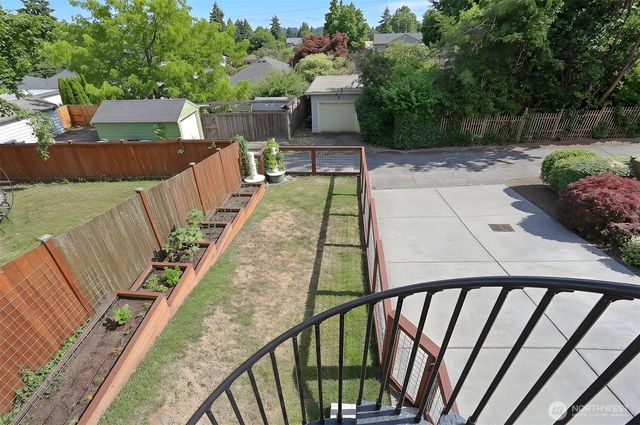 8018 31st Avenue NW, Seattle, WA 98117