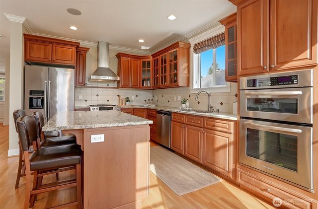 8018 31st Avenue NW, Seattle, WA 98117