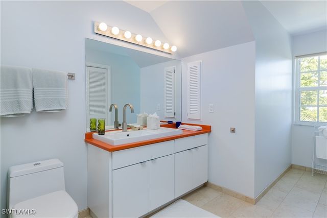 1406 Causey CT, Sanibel, FL 33957