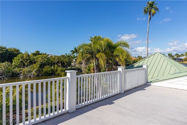 1406 Causey CT, Sanibel, FL 33957