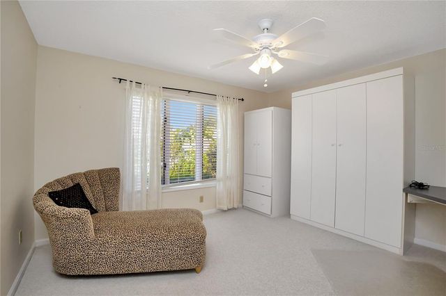 18807 TOURNAMENT TRAIL, Tampa, FL 33647