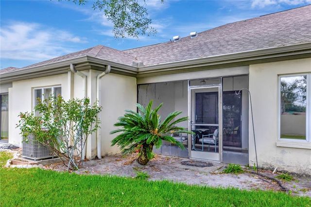 18807 TOURNAMENT TRAIL, Tampa, FL 33647