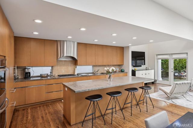 3966 Clay Street, San Francisco, CA 94118