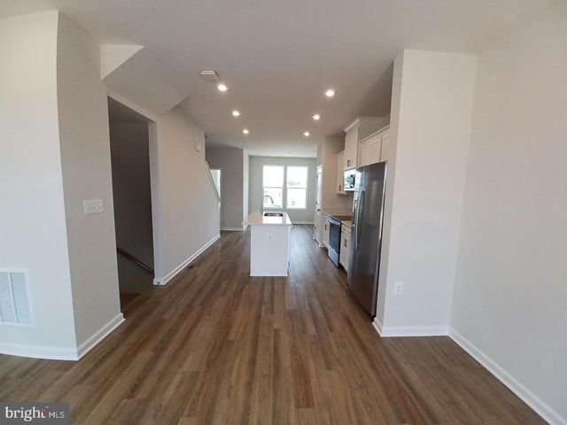 182 COOLIDGE AVE, Ranson, WV 25438